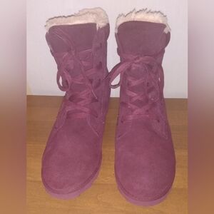 Women's BEARPAW Phoebe Suede Sheepskin Lace-Up Hiker Boot 11 NeverWet